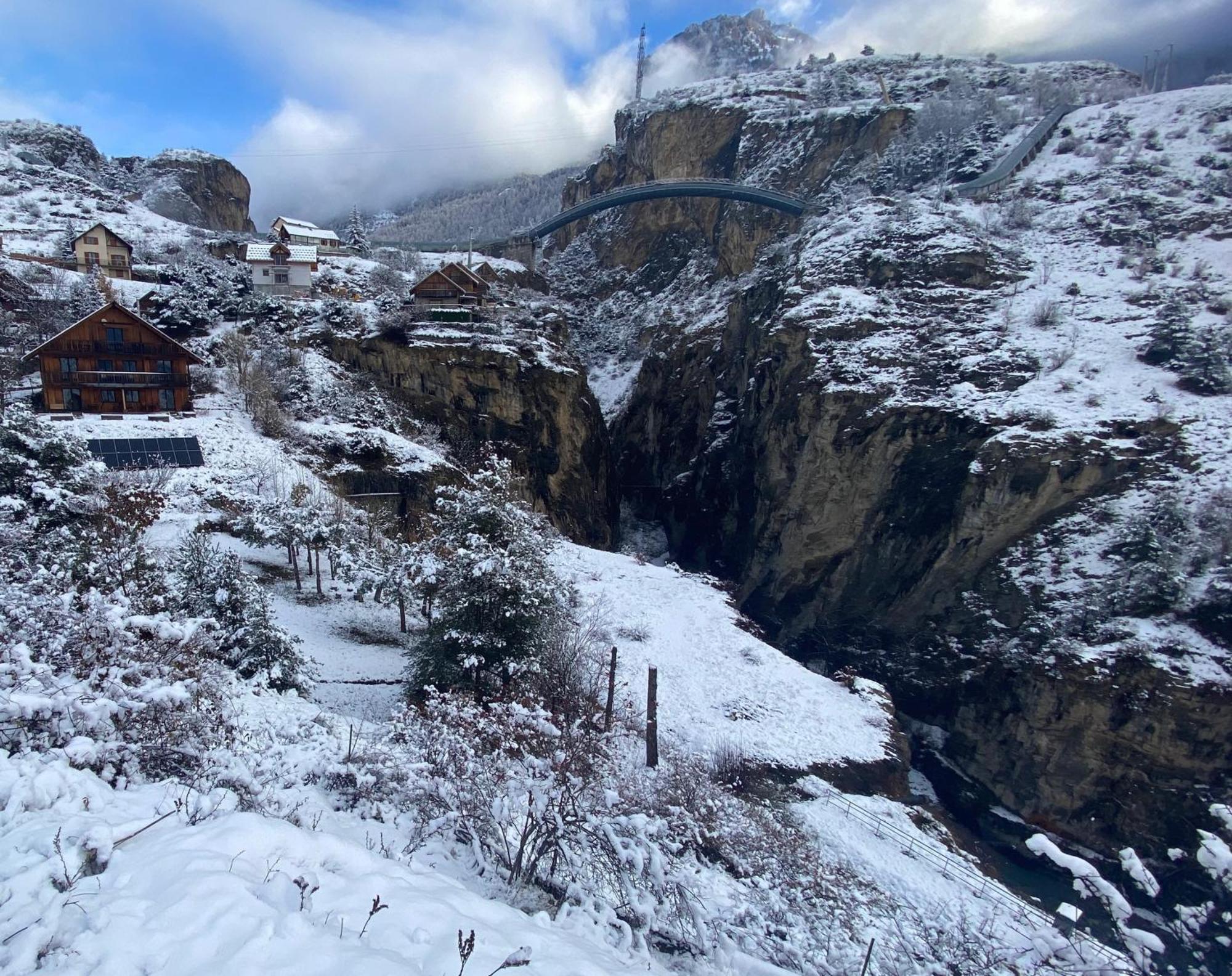 Chalet A Un Endroit Exceptionnel, Alpes, Parc National Des Ecrins Les Vigneaux Exterior photo